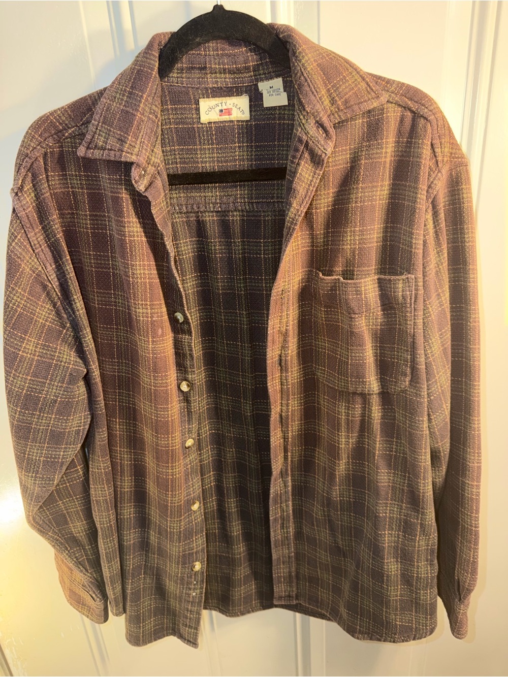 County Seat Men's Brown Plaid Button-Down Shirt - Casual Long Sleeve